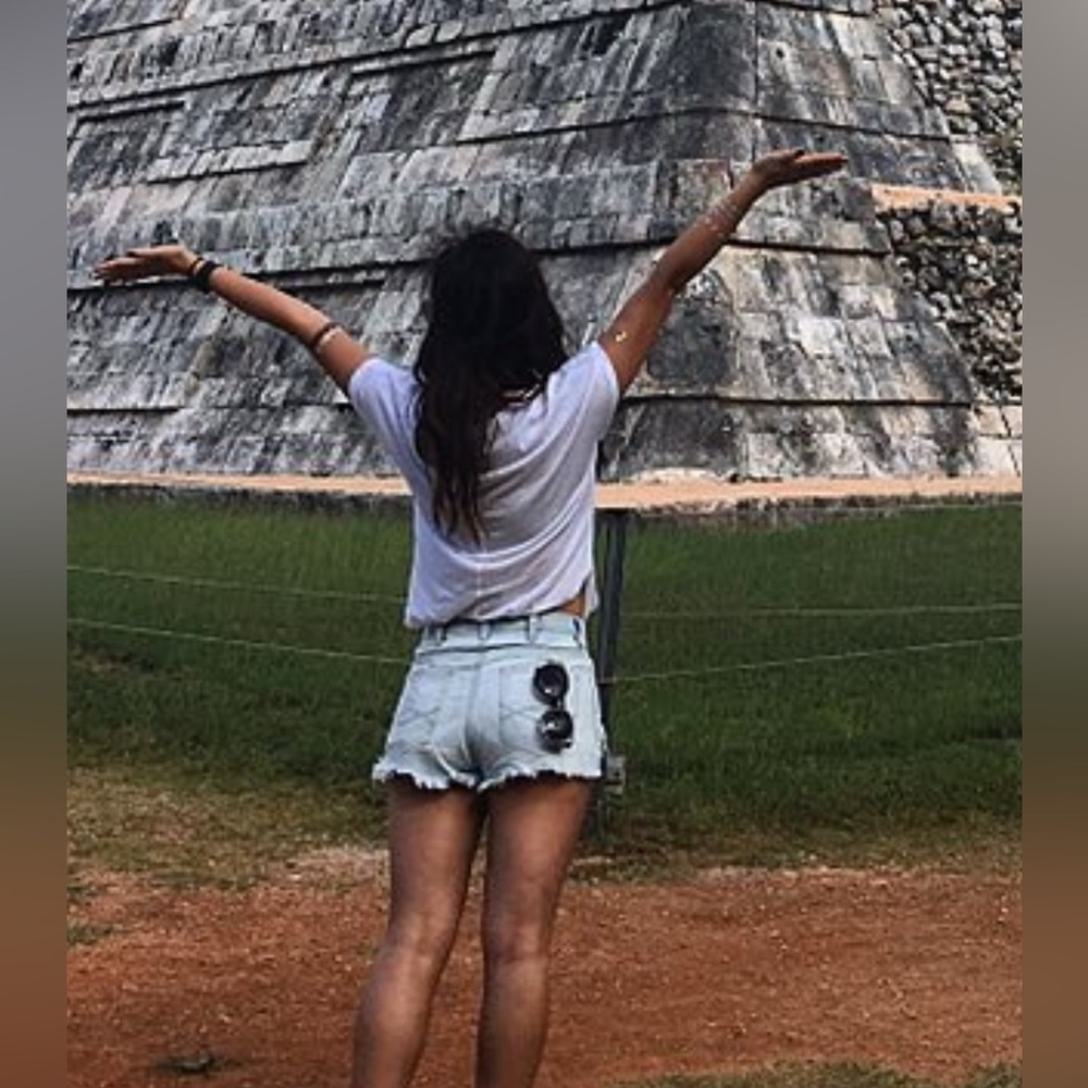 Abercrombie & Fitch Mid Waist Denim Shorts 2